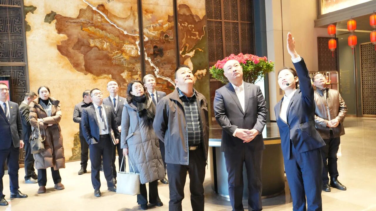 腾冲市委书记马子兴一行莅临鑫宇泰集团调研指导